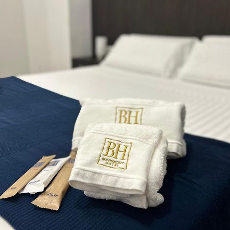 Apartamentos Bh Suites Alicante Esterno foto